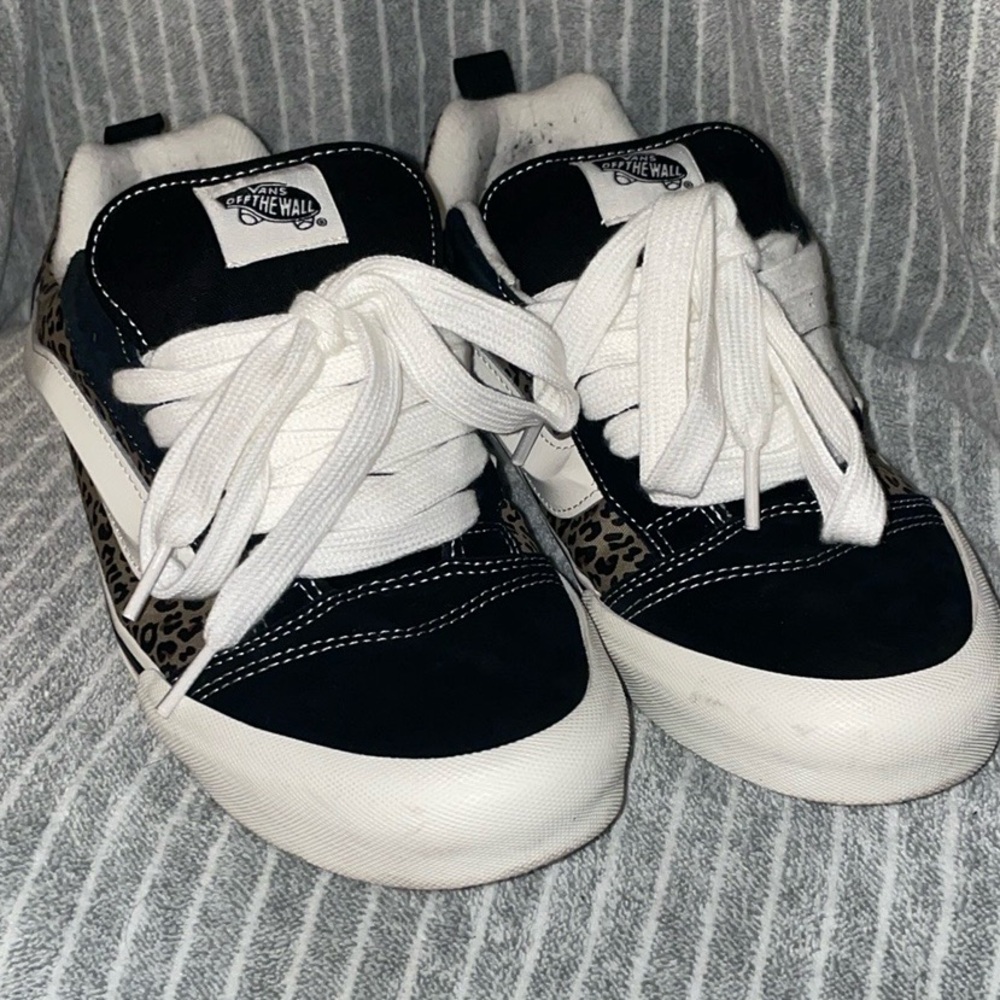 Vans Knu Skool Black Leopard Skate Shoes – Men’s 9.5 / Women’s 11